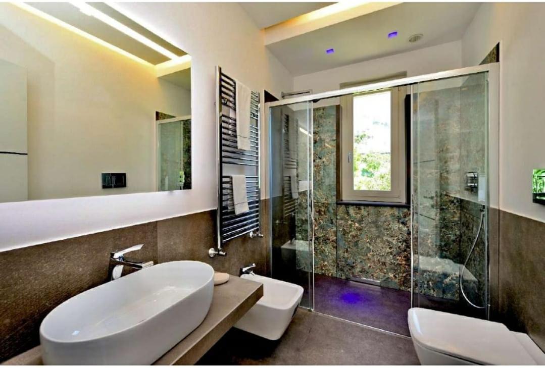 Blu Retreat *